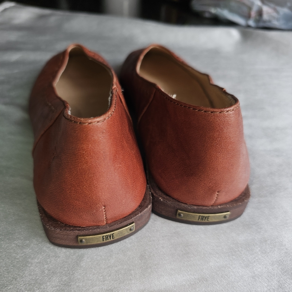 Frye Claire Cognac Flats Sz 7.5 - Picture 6 of 10